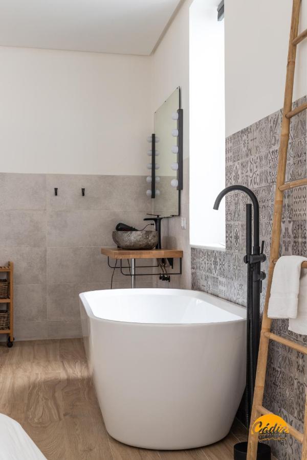 Appartement Tiles By Time *